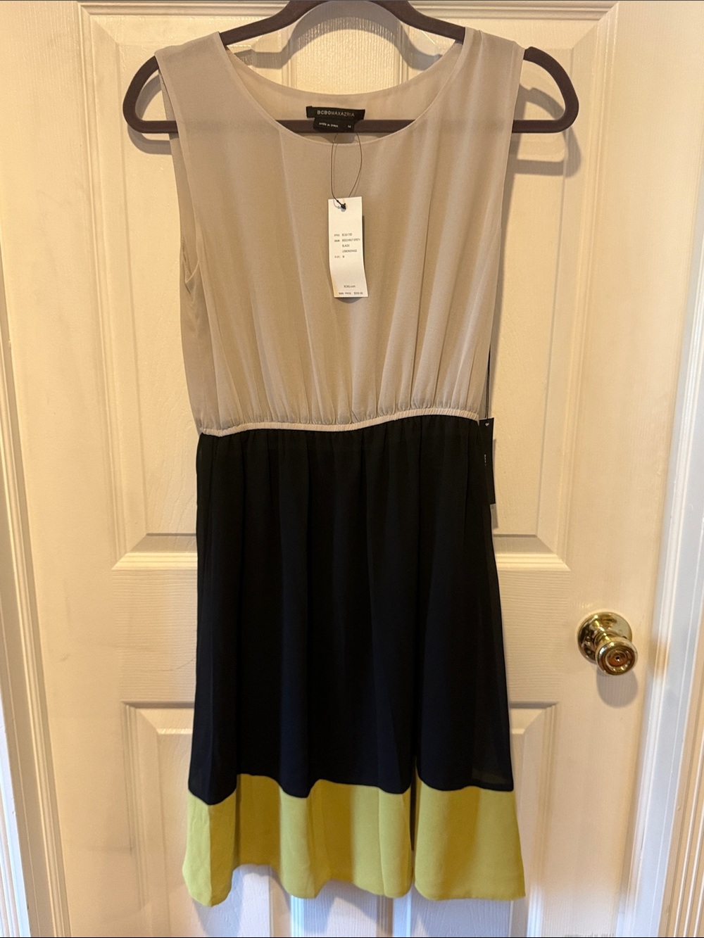 🆕 NWT BCBGMaxAzria Grey, Black & Green Colorblock Midi Dress